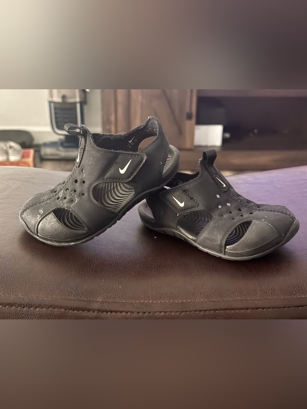 Toddler nike sandals